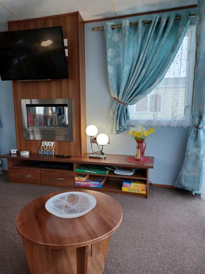 Vista Caravan Hire Seasalter Exteriör bild
